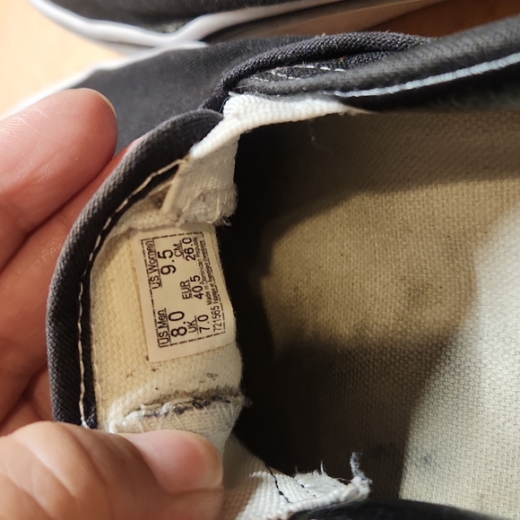 Vans - Picture 7 of 7